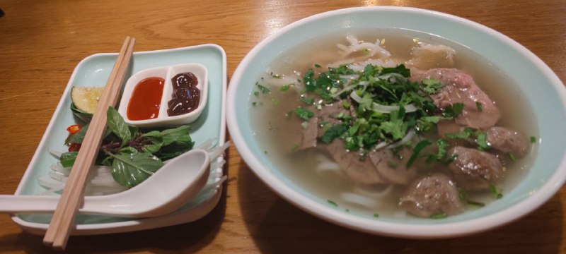 71. 【Pho To Shop越南餐厅（武定店）】特别粉小份要68，太澳洲了这个定价